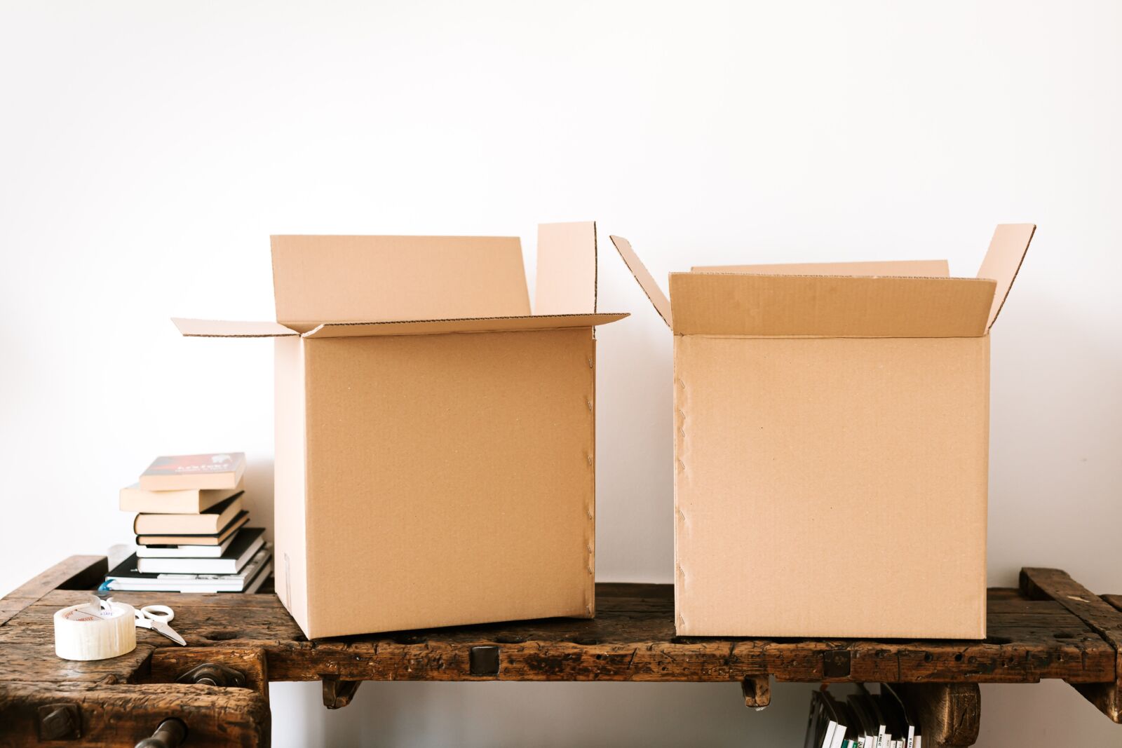 pexels-karolina-grabowska-4498124 removals
